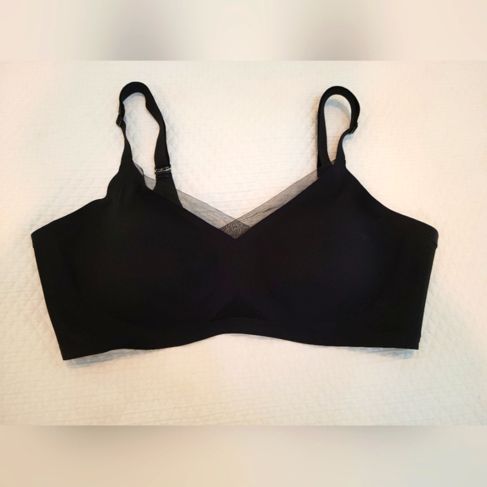 Black Honeylove CrossOver Bra size Large
